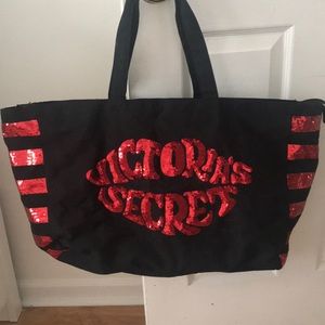 Victoria Secret duffle bag